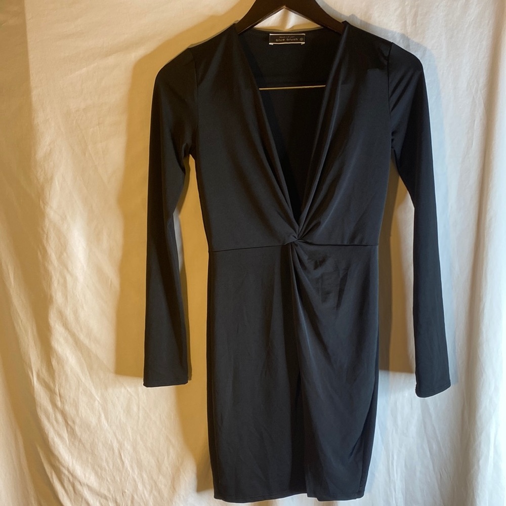 Woman’s long sleeve dress size Small